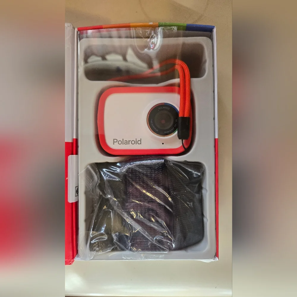 POLAROID Red and White Action Camera with Accessories